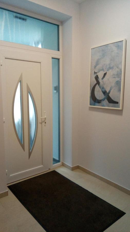 Loli Apartman 米什科尔茨 外观 照片